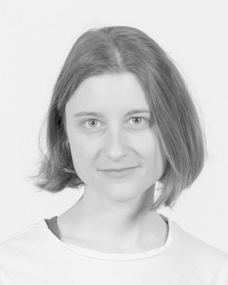 Ellen hfg 01b sw felicitas von lutzau