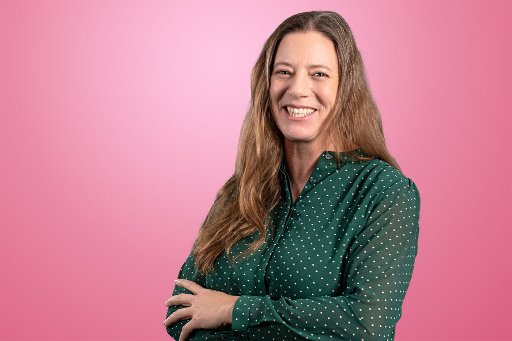 Dunja tsoumanis pink